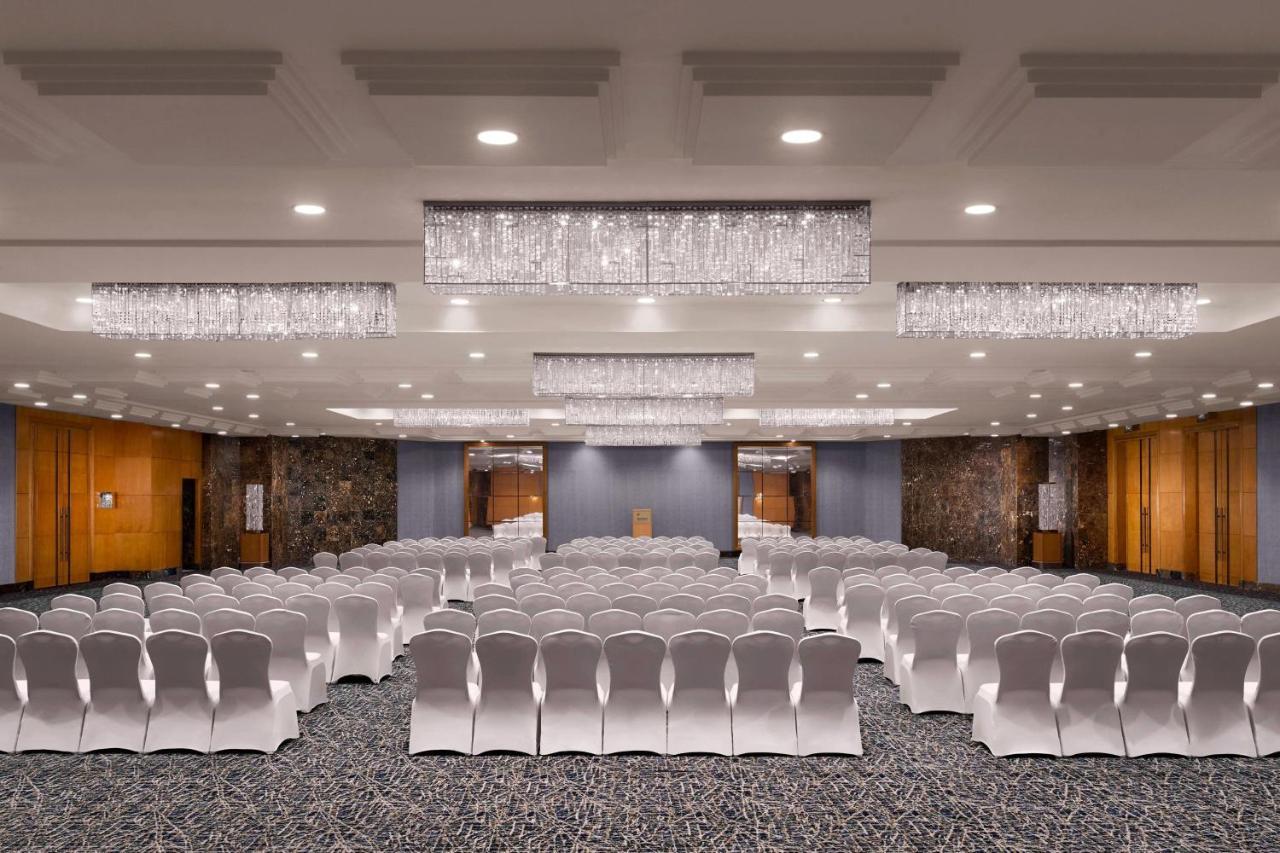 Sheraton Amman Al Nabil Hotel Exterior photo